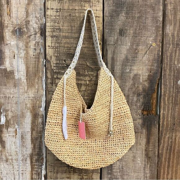 NWT Florabella Coachello Bag Natural raffia tan tote beach summer Revolve $194 - Picture 13 of 16